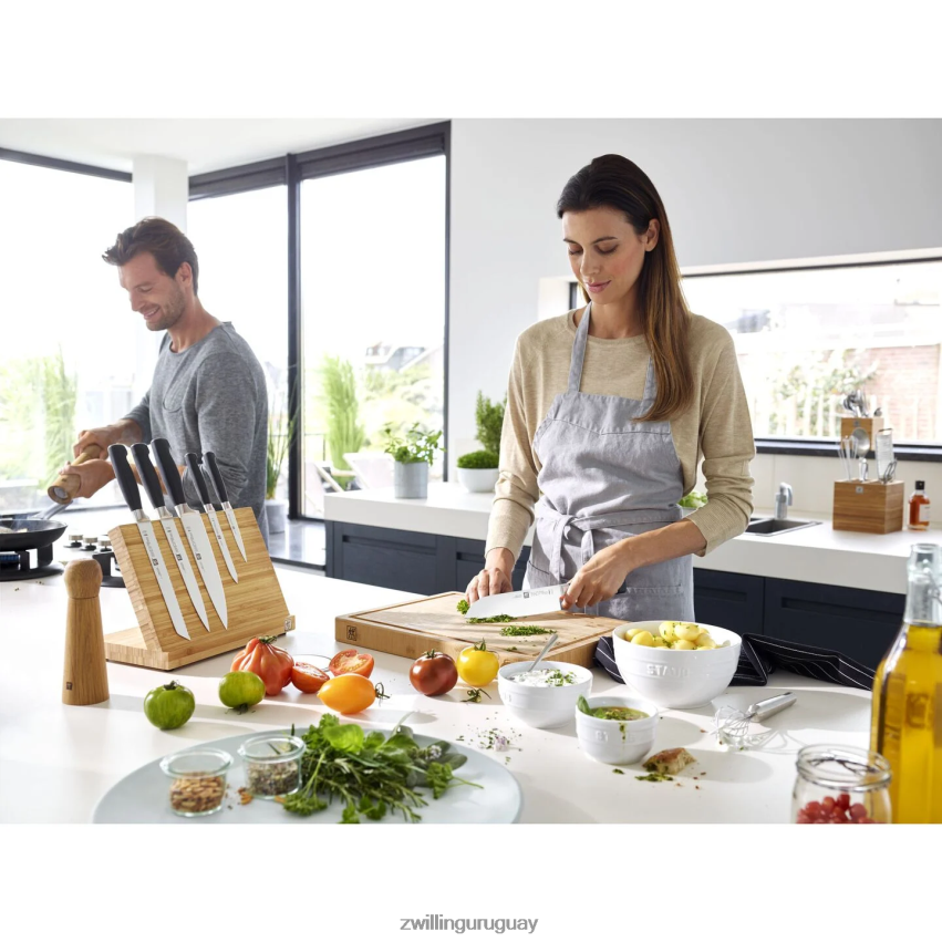 cuchillo de preparación de cuatro estrellas de 5,5 pulgadas, borde dentado Zwilling cuchillería A688HF418